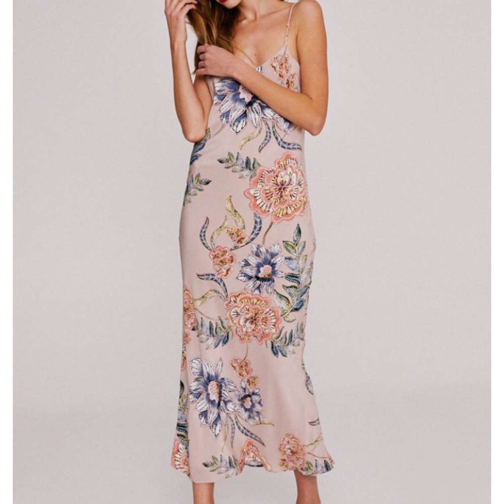 ISO SCF SLINKY SLIP MAGNOLIA